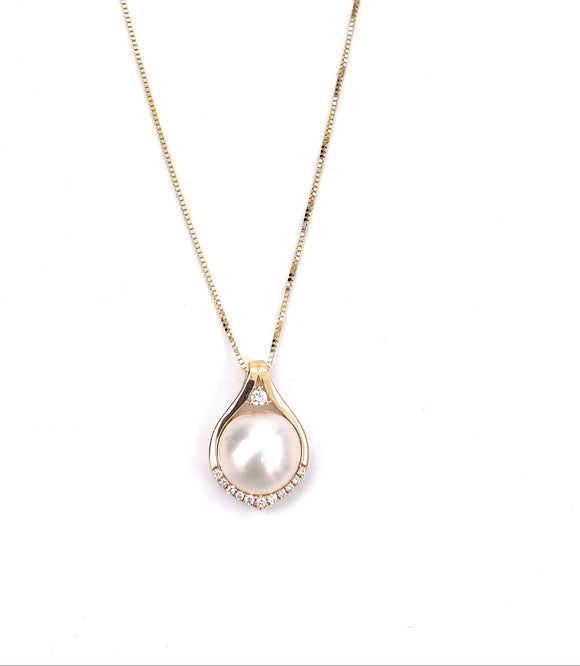 Mabe Pearl and Diamond Necklace F3143204MB